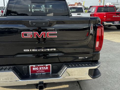 Used 2025 GMC Sierra 1500 SLT RWD image 10