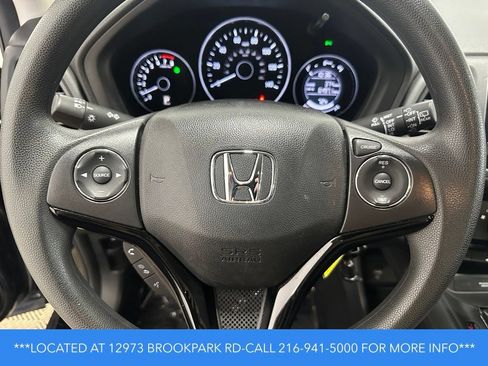 Used 2022 Honda HR-V LX image 11