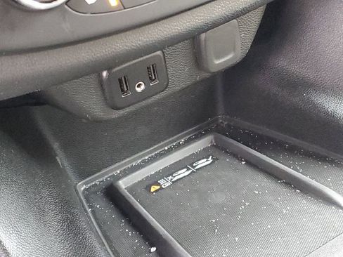 Certified 2023 Chevrolet Traverse LT image 23