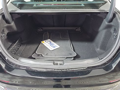 Used 2024 Mercedes-Benz C 300 Sedan image 15