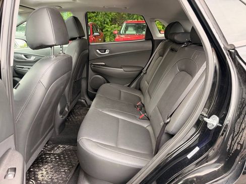 Used 2023 Hyundai Kona Limited FWD image 35