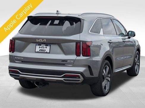 Certified 2023 Kia Sorento SX Prestige w/ Panoramic Sunroof Package image 6