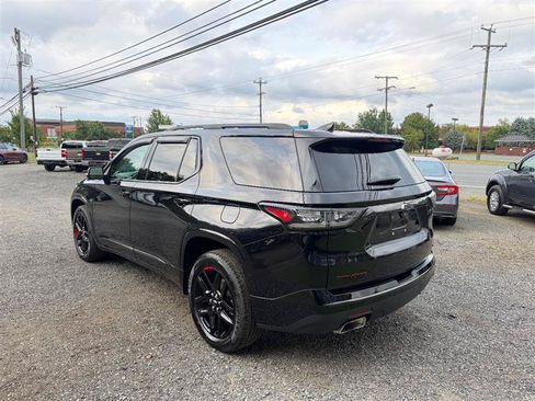 Used 2021 Chevrolet Traverse Premier w/ Redline Edition AWD/4WD image 7