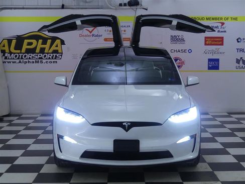 Used 2023 Tesla Model X AWD/4WD image 2