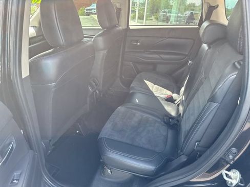 Used 2020 Mitsubishi Outlander ES AWD/4WD image 15