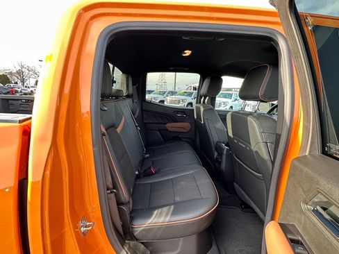 Certified 2025 GMC Canyon AT4 AWD/4WD image 15