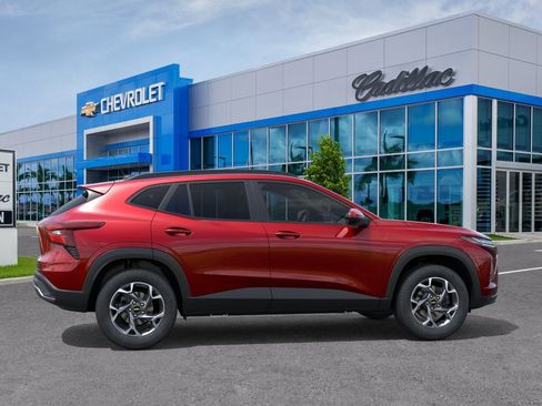 New 2026 Chevrolet Trax LT FWD image 6