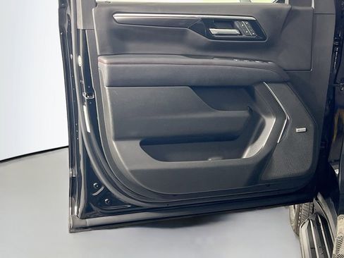 Used 2025 Chevrolet Tahoe RST w/ RST Capability Package image 18