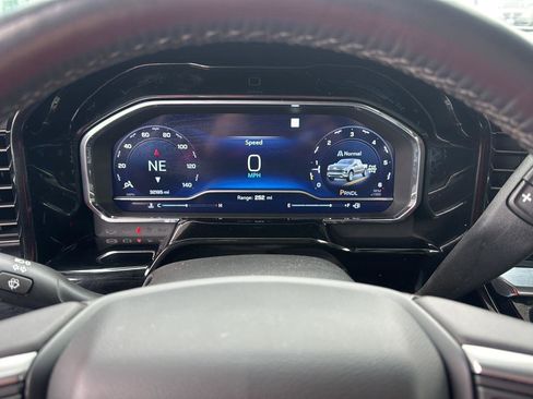 Used 2022 Chevrolet Silverado 1500 LT image 16