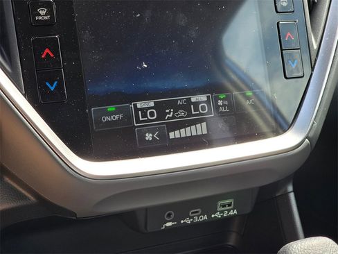 New 2025 Subaru Crosstrek 2.5i Premium image 19