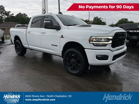 Used 2023 RAM 2500 Laramie AWD/4WD image 1