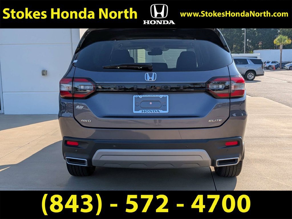 Used 2025 Honda Pilot Elite image 5