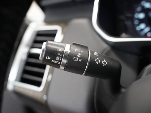 Used 2018 Land Rover Range Rover Sport HSE AWD/4WD image 15