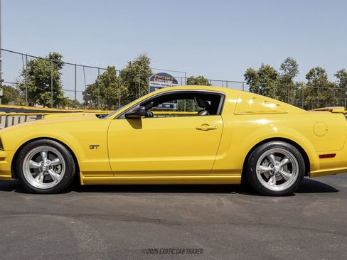 Used 2006 Ford Mustang GT Premium RWD image 3