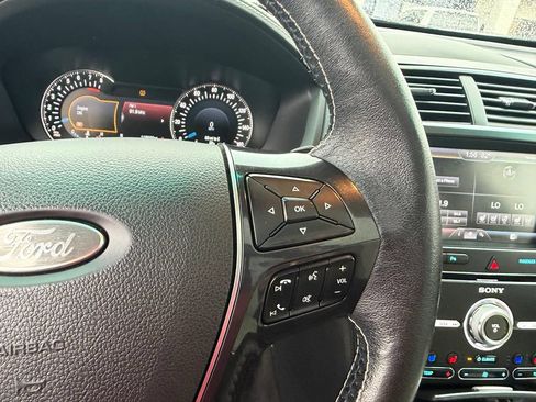 Used 2016 Ford Explorer Platinum AWD/4WD image 33
