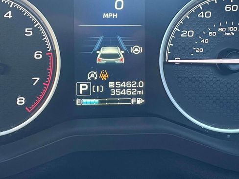 Used 2023 Subaru Forester Premium image 27