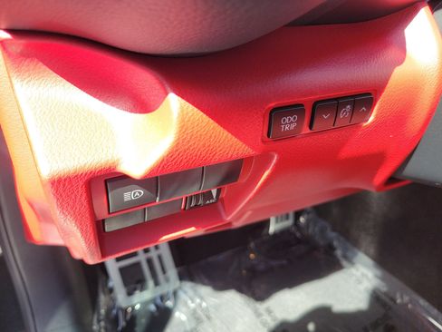 Used 2025 Lexus IS 350 F Sport RWD image 23
