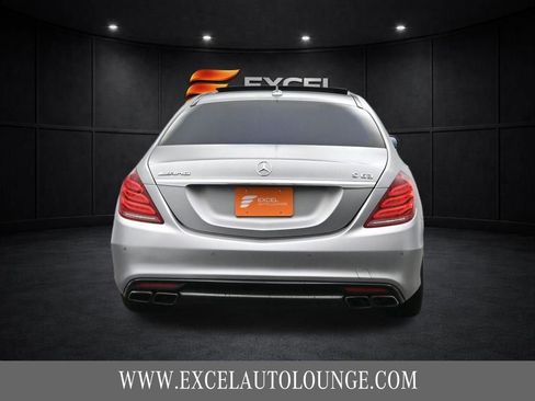 Used 2017 Mercedes-Benz S 63 AMG S 63 AMG w/ Carbon Fiber Exterior Package image 5