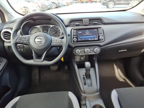 Used 2025 Nissan Versa S image 19