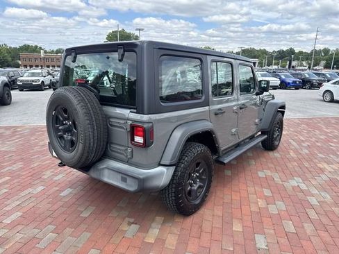 Used 2022 Jeep Wrangler Unlimited Sport AWD/4WD image 36