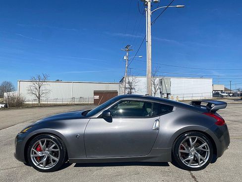 Used 2014 Nissan 370Z Touring w/ Sport Package image 5
