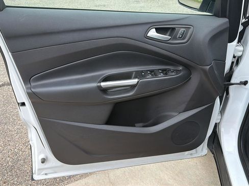 Used 2018 Ford Escape SE w/ SE Sport Appearance Package AWD/4WD image 9