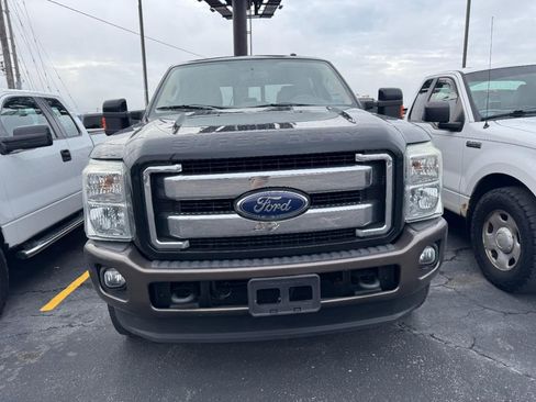 Used 2016 Ford F350 King Ranch w/ FX4 Off-Road Package image 3