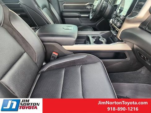Used 2022 RAM 1500 Laramie AWD/4WD image 14