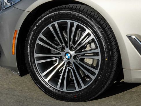 Used 2018 BMW 530i 530i w/ Premium Package image 54