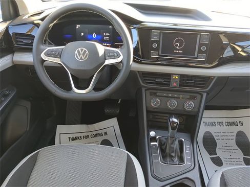 Certified 2022 Volkswagen Taos S image 12