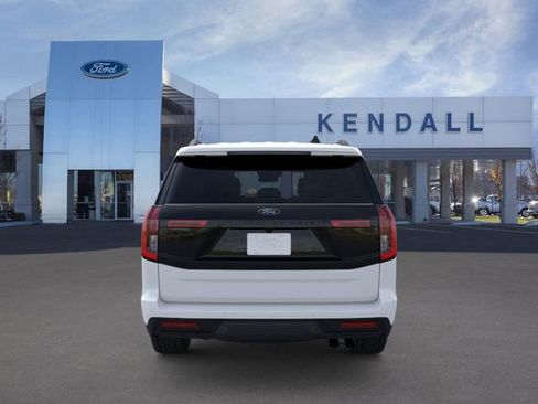 New 2026 Ford Expedition Tremor image 9