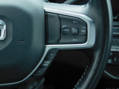 Used 2024 RAM 3500 Big Horn image 17