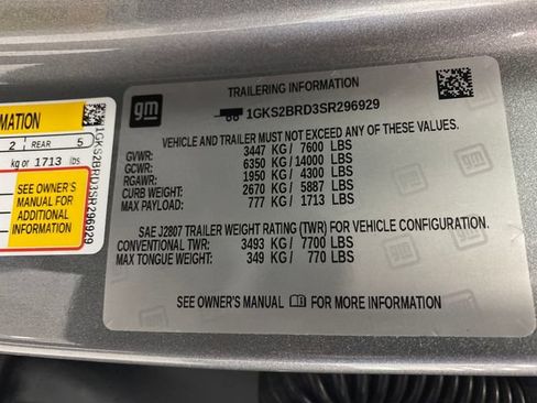 Certified 2025 GMC Yukon Elevation w/ LPO, Yukon Black Package AWD/4WD image 25