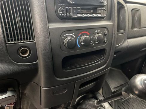 Used 2003 Dodge Ram 2500 Truck SLT AWD/4WD image 25