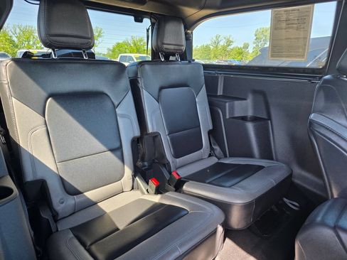 Used 2022 Ford Bronco Black Diamond AWD/4WD image 35