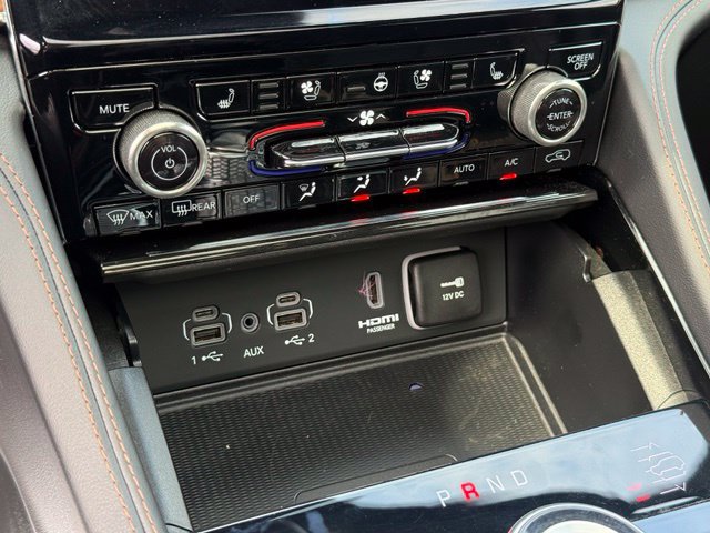 Used 2023 Jeep Grand Cherokee Summit AWD/4WD image 21