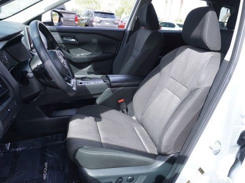 Certified 2024 Nissan Rogue SV image 13