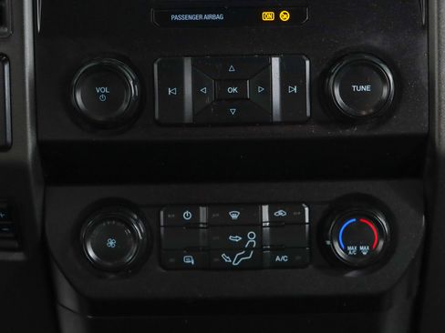 Used 2022 Ford F250 XL w/ Power Equipment Group AWD/4WD image 20