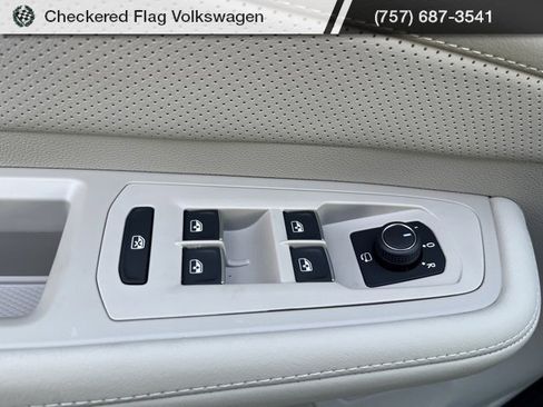 New 2026 Volkswagen Atlas SEL Premium R-Line image 17