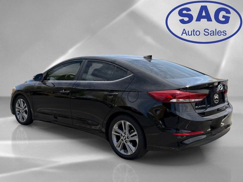Used 2017 Hyundai Elantra Limited w/ Limited Tech Package 08 FWD image 4