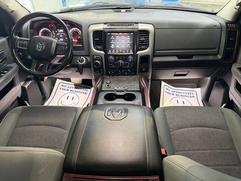 Used 2019 RAM 1500 Warlock AWD/4WD image 17