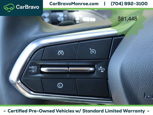Certified 2025 Chevrolet Suburban High Country AWD/4WD image 24