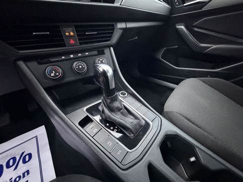 Used 2021 Volkswagen Jetta S image 12