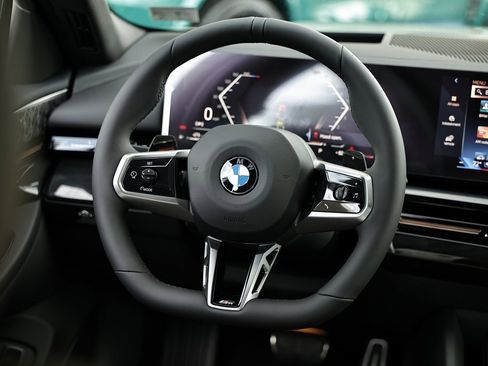 New 2026 BMW 530i w/ M Sport Package image 28