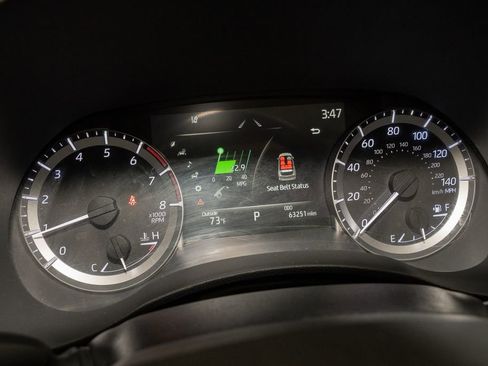 Used 2023 Toyota Highlander XLE image 20