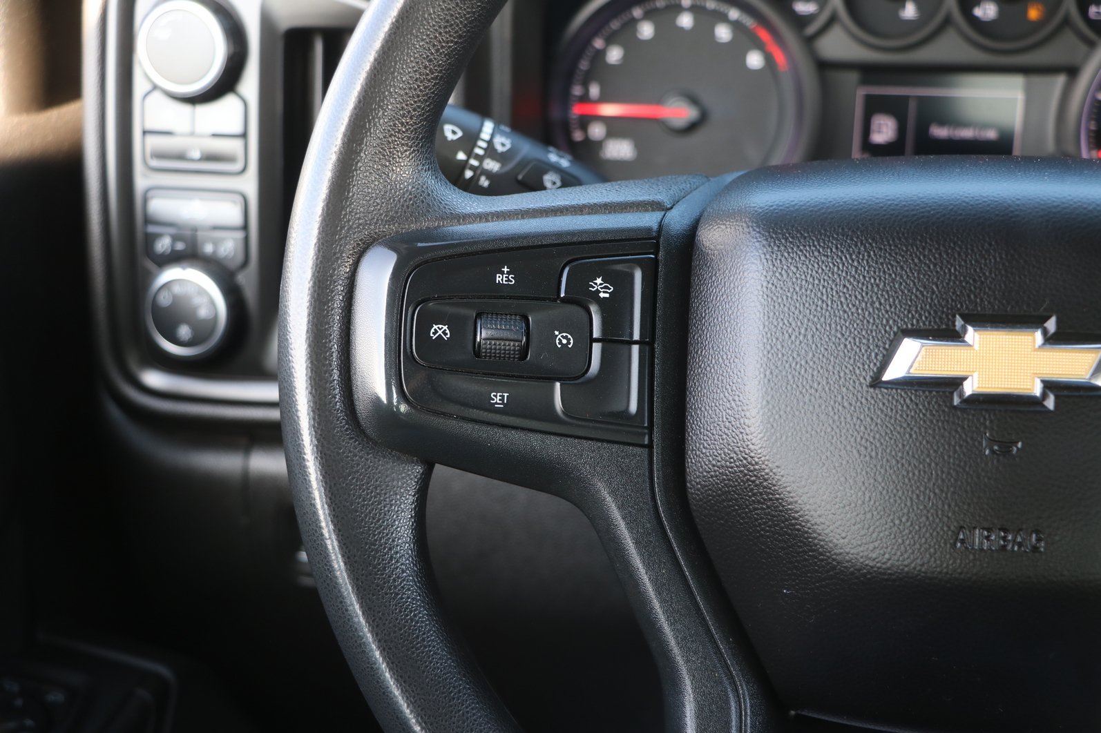 Used 2024 Chevrolet Silverado 2500 W/T w/ WT Convenience Package AWD/4WD image 17