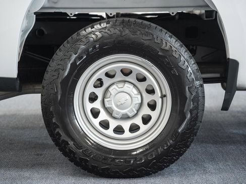 Used 2025 Chevrolet Silverado 1500 W/T w/ WT Value Package AWD/4WD image 19