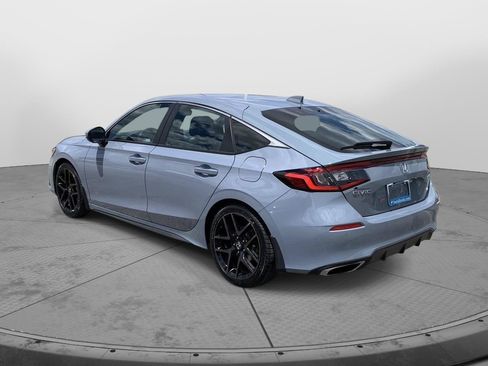 Used 2023 Honda Civic Sport Touring image 5