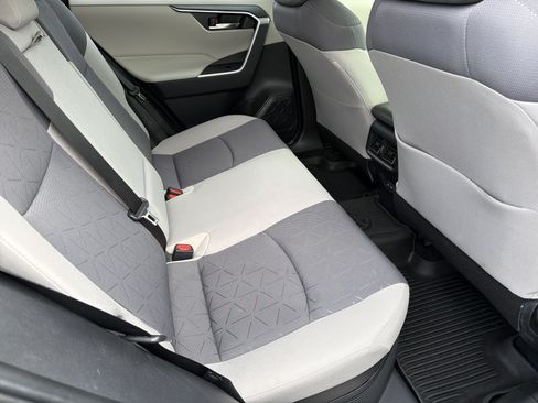 Certified 2022 Toyota RAV4 XLE w/ Convenience Package AWD/4WD image 27