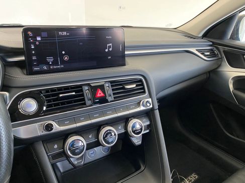 Used 2023 Genesis G70 3.3T image 24